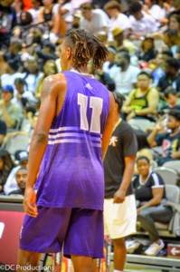 Basketball Fans Enjoy Pro-Am Basketball in Seattle