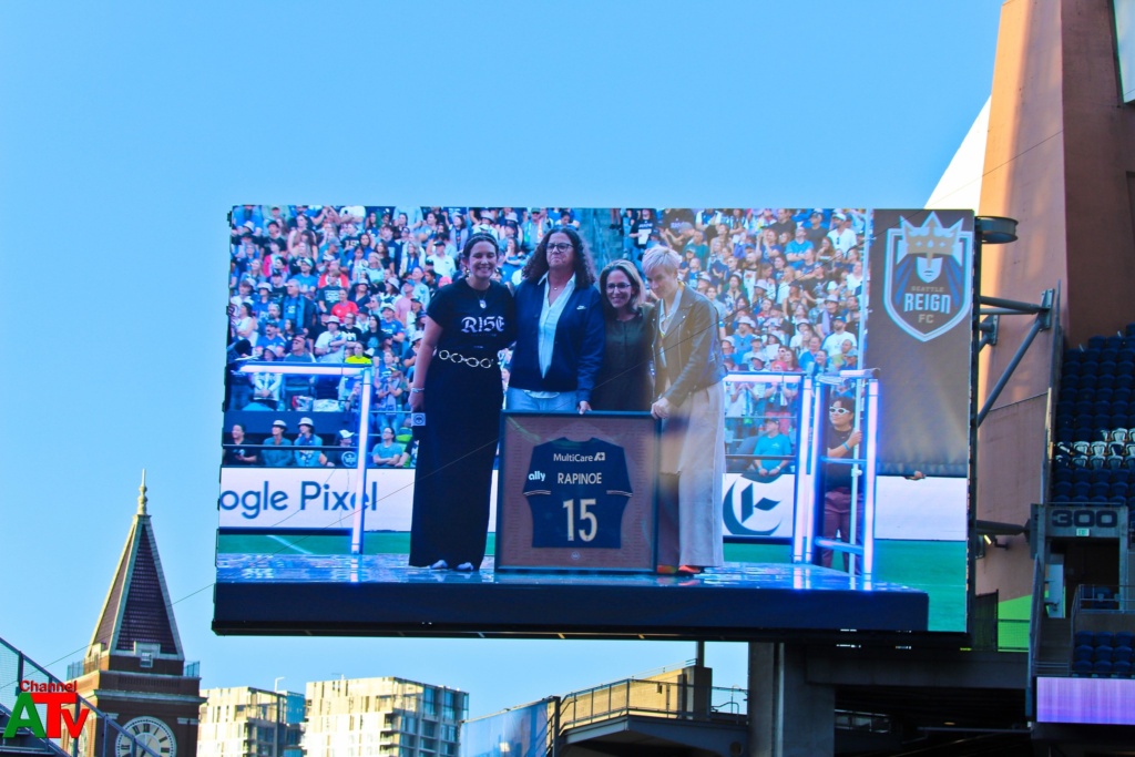 Meagan Rapinoe's Jersey Retirement