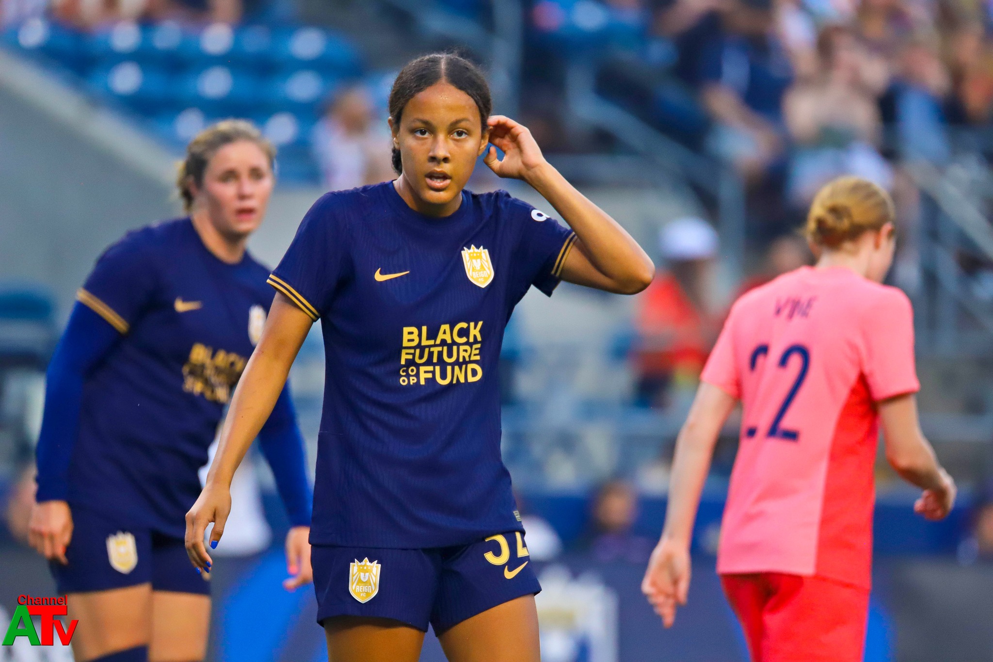 Seattle Reign FC Triumphs Over North Carolina Courage FC