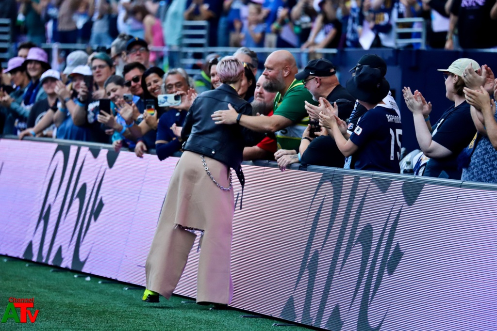 Meagan Rapinoe's Jersey Retirement